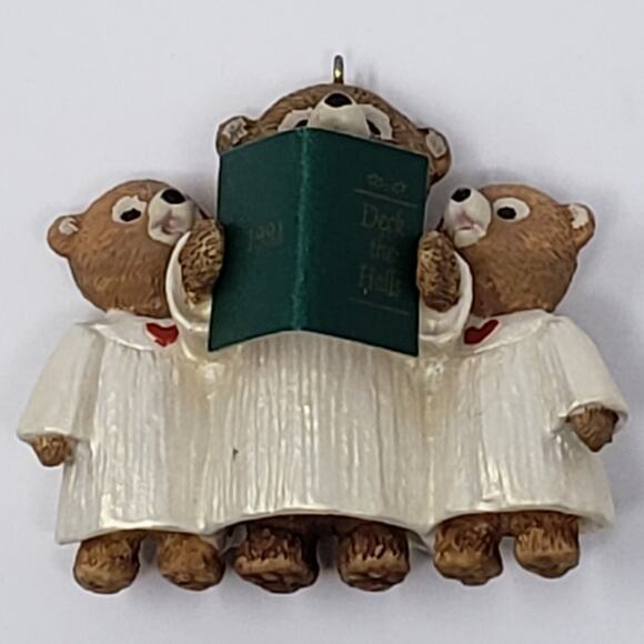 Hallmark 1991 Glee Club Bears Handcrafted Keepsake Holiday Christmas Ornament - Picture 3 of 6